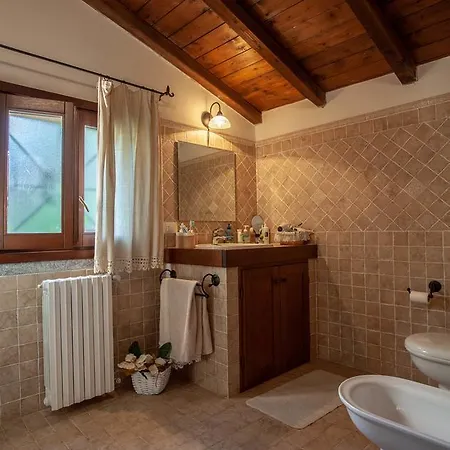 فيلة Peditoltu أولبيا